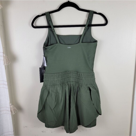 Abercrombie & Fitch YPB Olive Green SculptLUX Hybrid Flyaway Active Onesie - Picture 3 of 11
